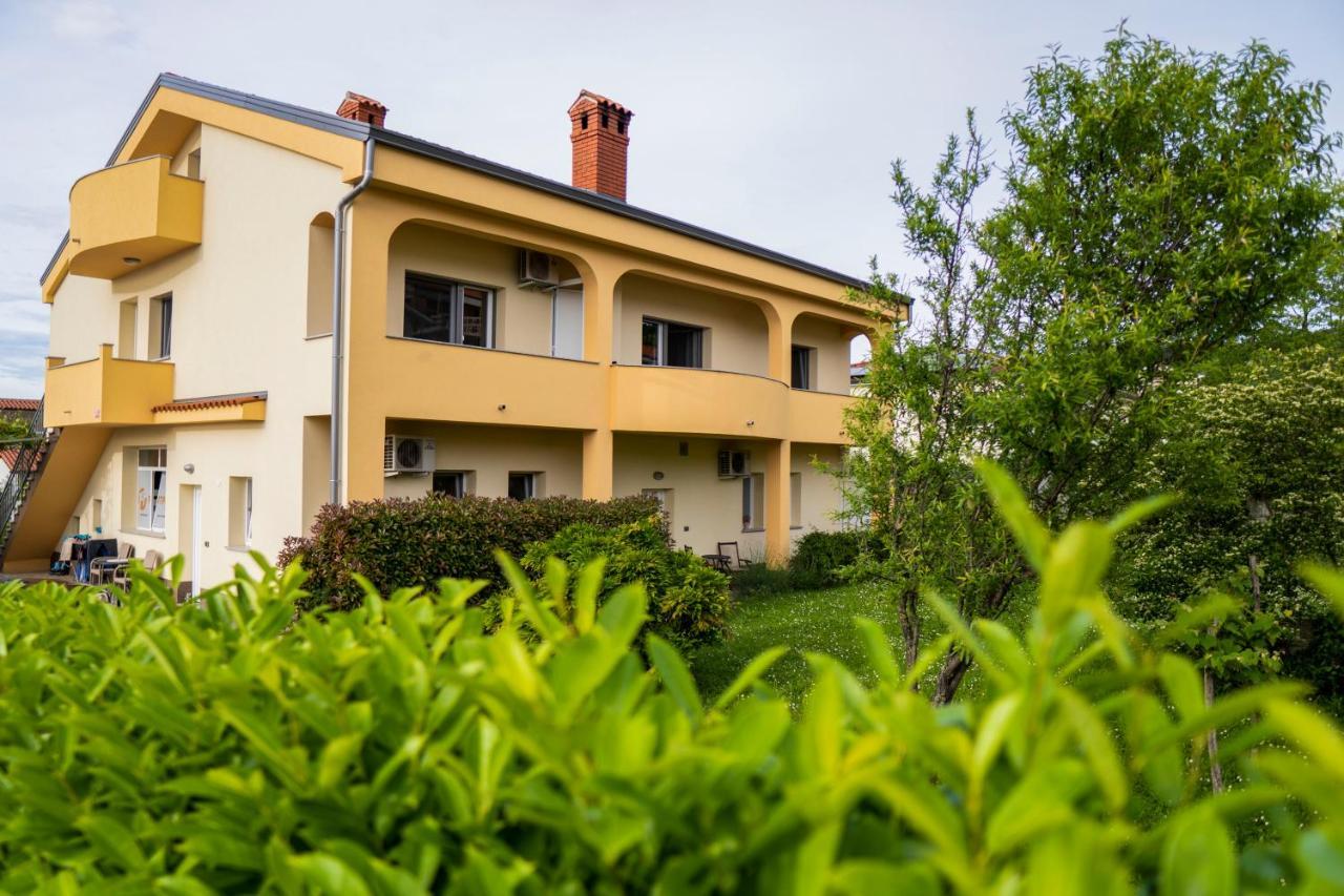 Apartments Dani إيزولا المظهر الخارجي الصورة