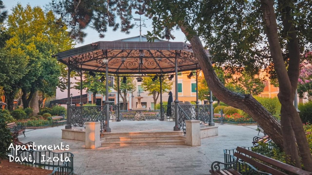 Apartments Dani إيزولا المظهر الخارجي الصورة